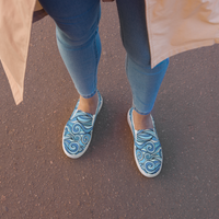 Women’s slip-on canvas shoes - Blue Waves